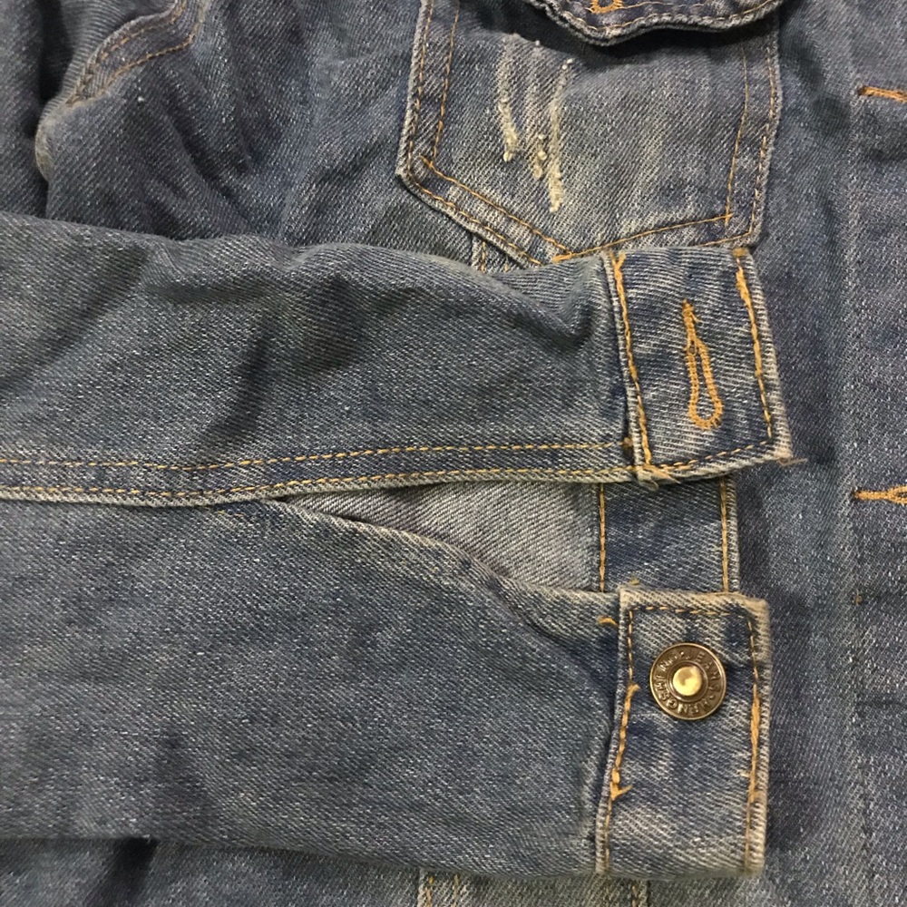 Jacket - Picture 3 of 4